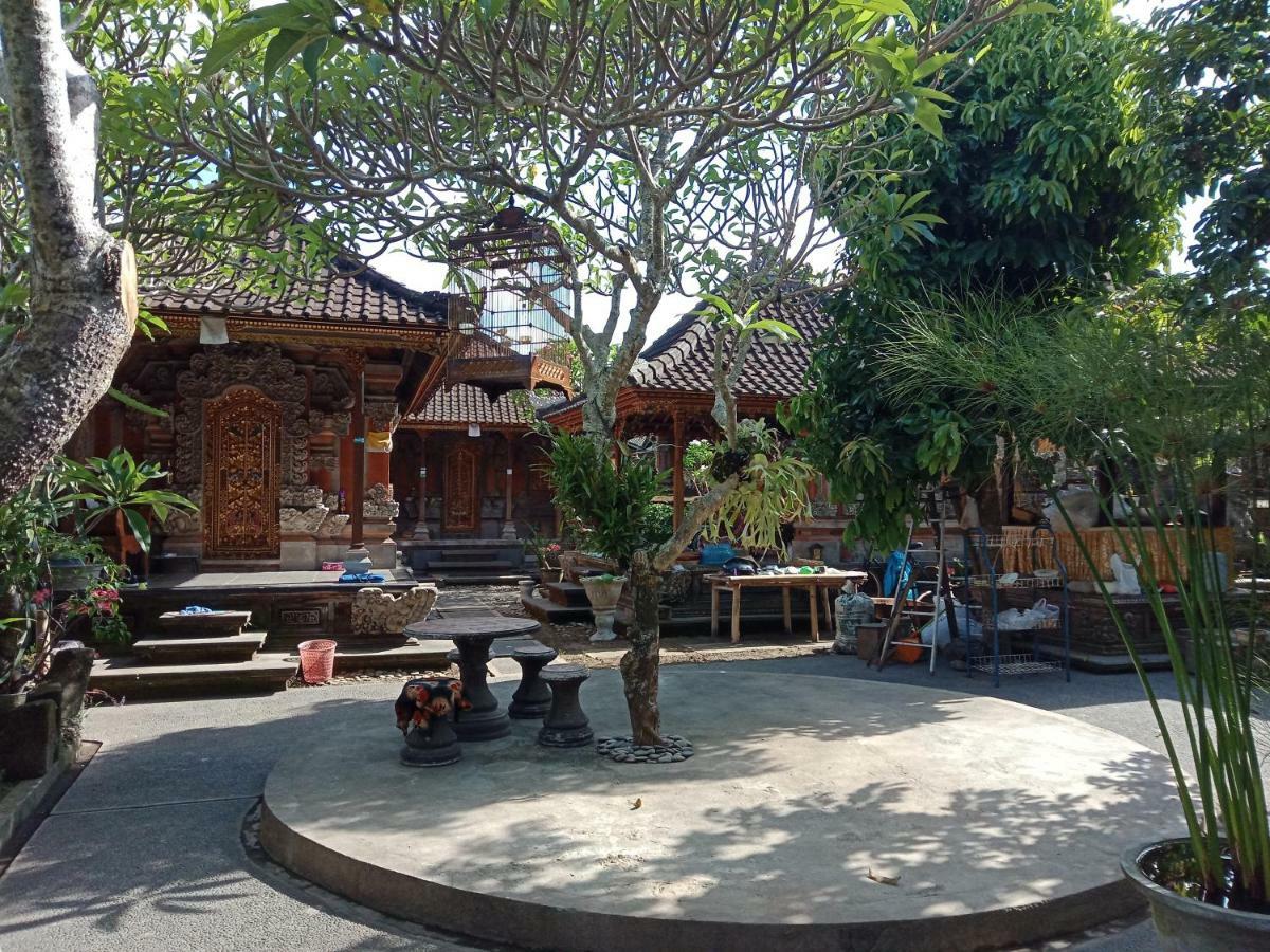 Ubud Taksu Homestay מראה חיצוני תמונה