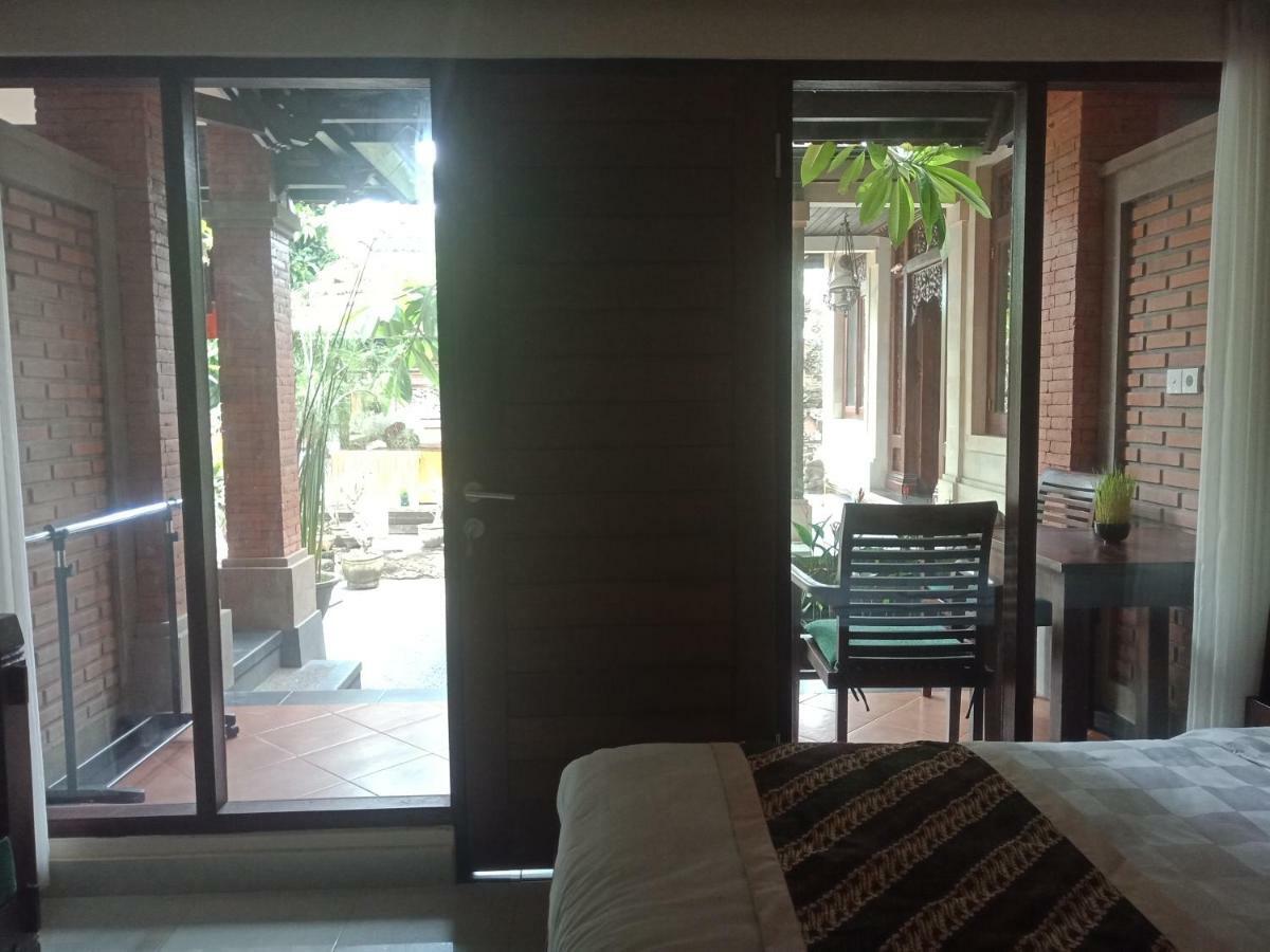 Ubud Taksu Homestay מראה חיצוני תמונה