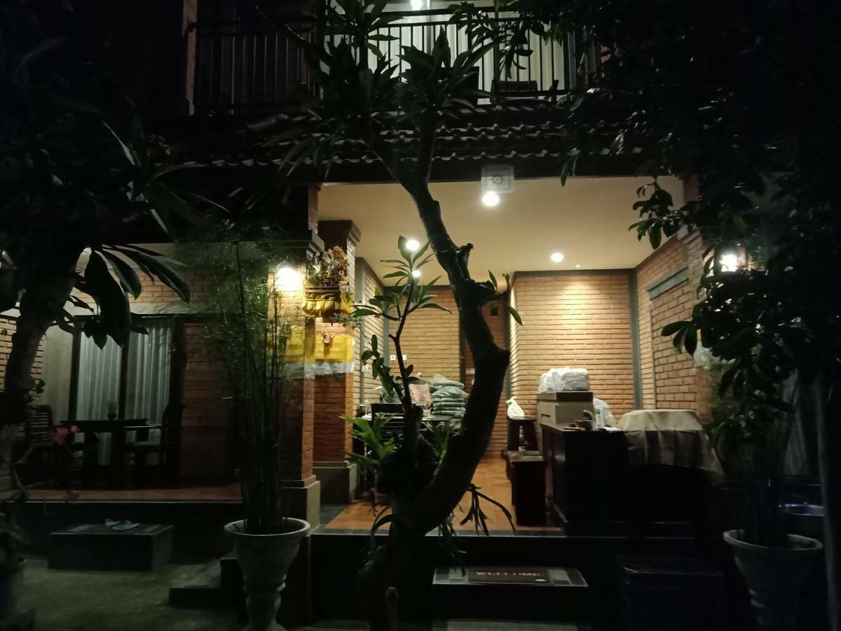 Ubud Taksu Homestay מראה חיצוני תמונה